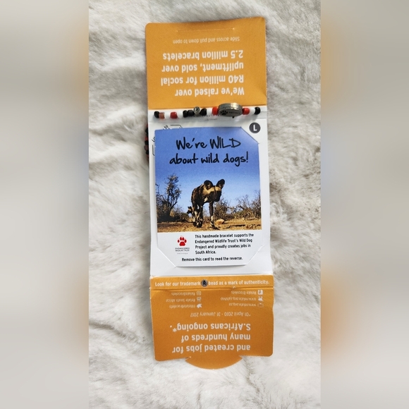 Wild Dog Handmade Beaded Bracelet - Picture 3 of 6